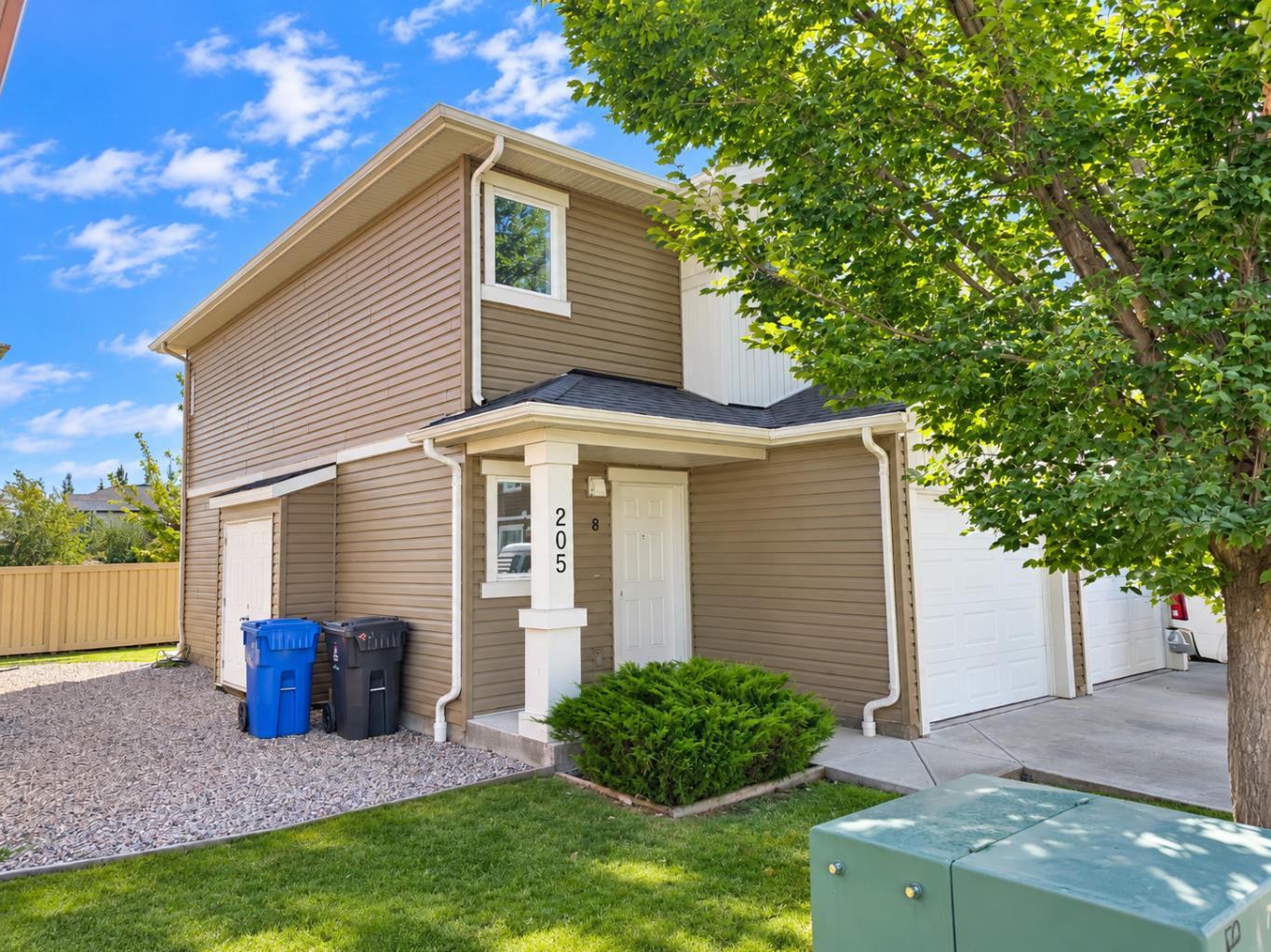 205 Silkstone Road W 8