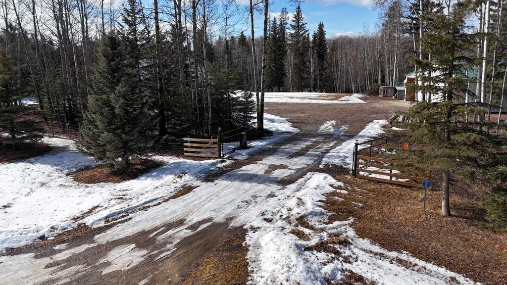 Photo of 53105 Range Road 195 #2, Rural Yellowhead County, AB T7E 3A2 (MLS # A2294274)