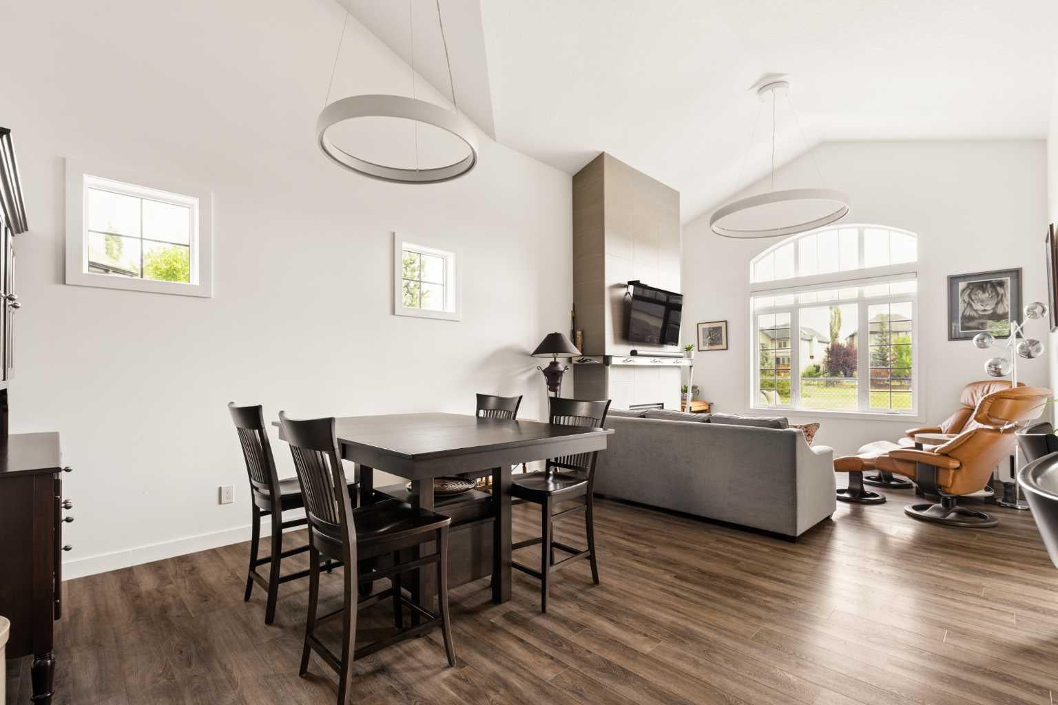 25 Quarry Common SE