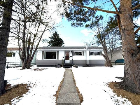 37 Arbour Crescent SE Calgary AB T2J 0X6