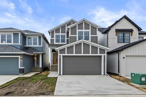 151 Belvedere Crescent SE Calgary AB T2A 7Y5