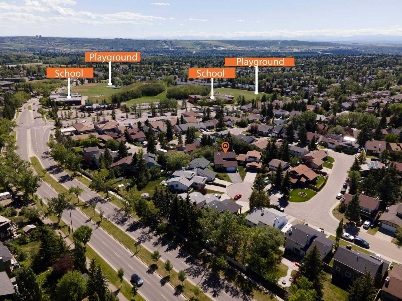 303 Ranchridge Bay NW