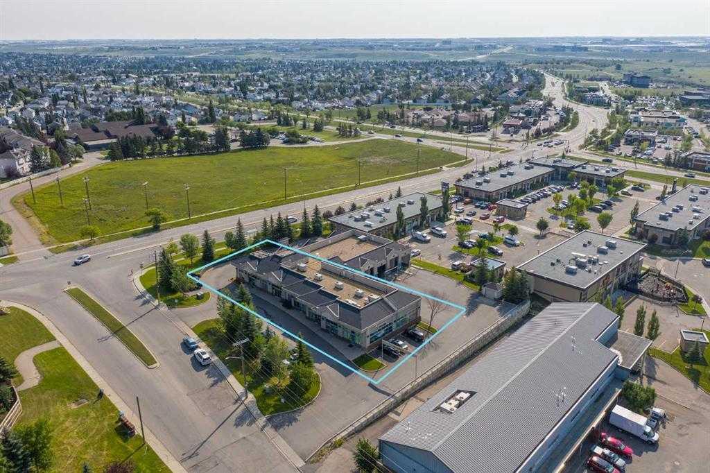 10 Country Hills Landing NW