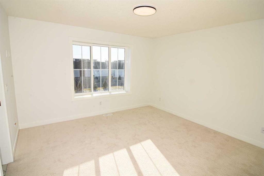 810 Cornerstone Street NE