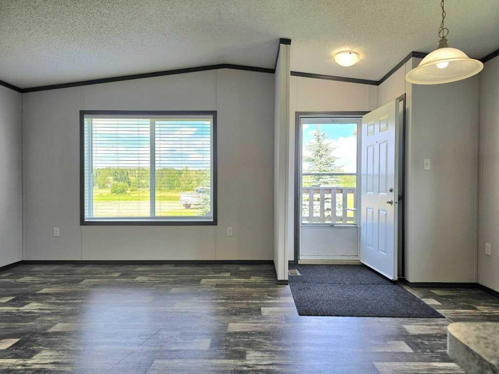 29 10405 Township Road 740
