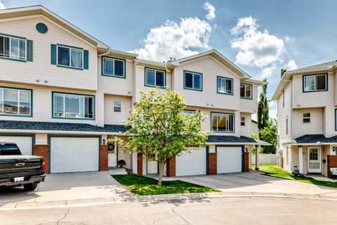 Photo of 270 Rocky Ridge Court NW, Calgary, AB T3G 4P1 (MLS # A2315056)