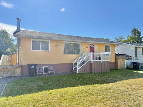 Photo of 119 Erith Drive, Hinton, AB T7V 1P1 (MLS # A2345354)