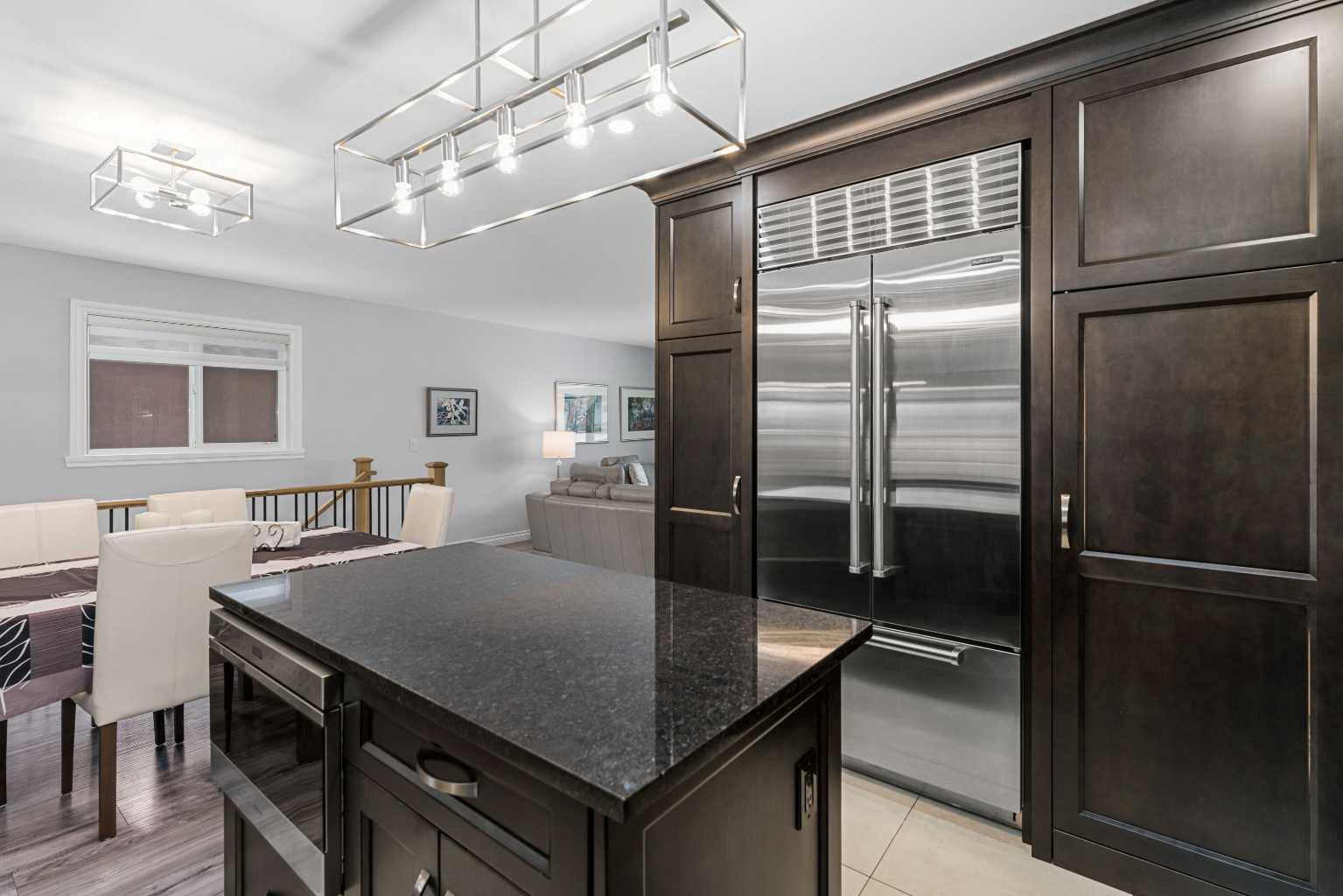 323 Alcott Crescent SE