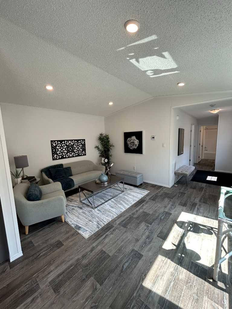 140 Caouette Crescent