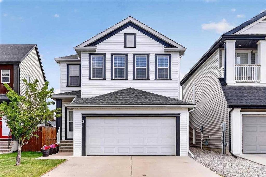 Photo of 18 Copperstone Drive SE, Calgary, AB T2Z 0P2 (MLS # A2353025)