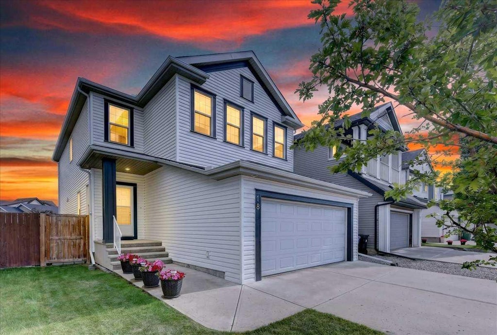 Photo of 18 Copperstone Drive SE, Calgary, AB T2Z 0P2 (MLS # A2353025)