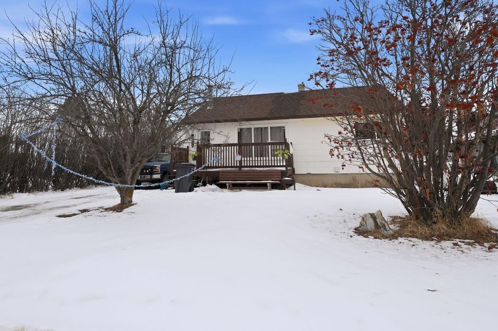 Photo of 4910 53 Avenue, Rimbey, AB T0C 2J0 (MLS # A2291687)