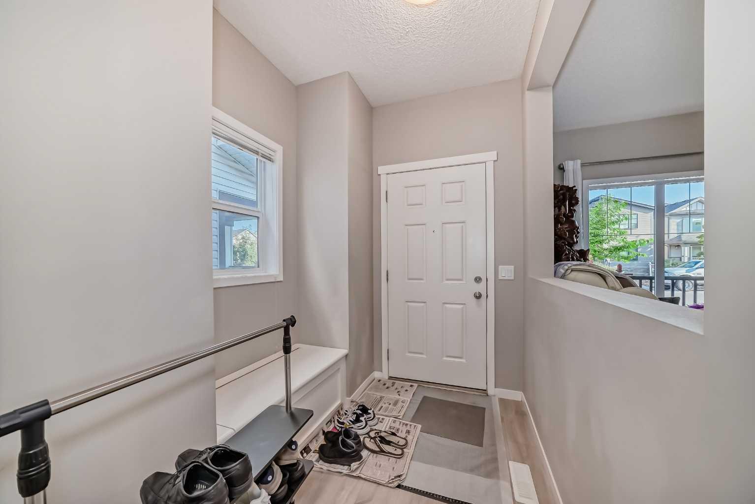 9 Copperpond Avenue SE