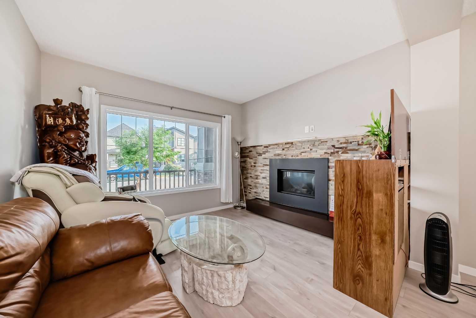 9 Copperpond Avenue SE