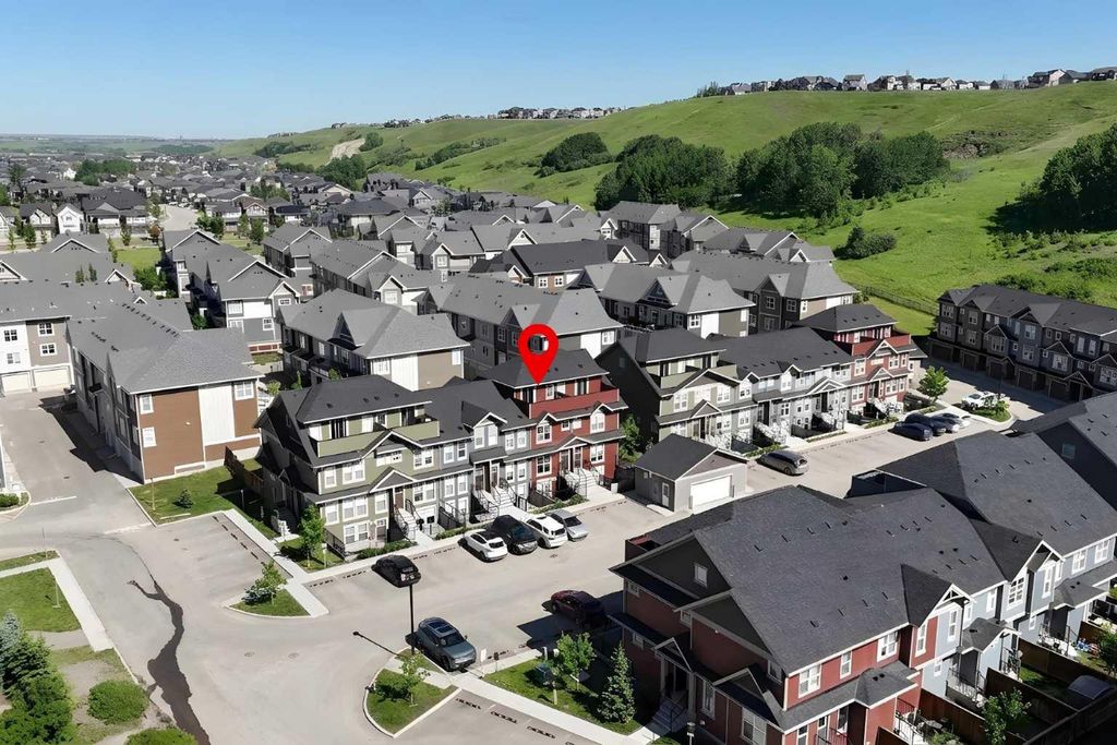 Photo of 340 Cranbrook Square SE, Calgary, AB T3M 3K8 (MLS # A2303587)
