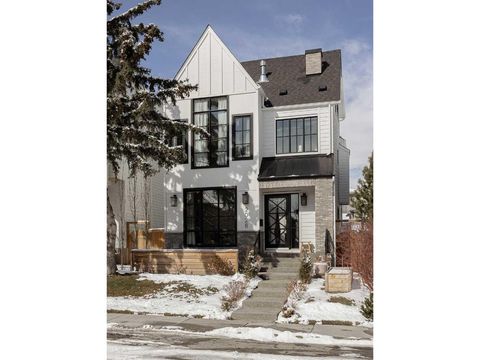 2028 41 Avenue SW Calgary AB T2T 2M1