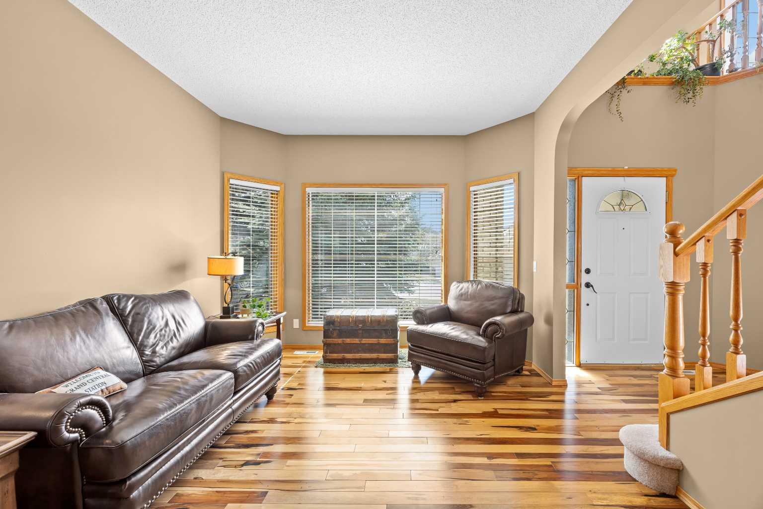 30 Gleneagles View