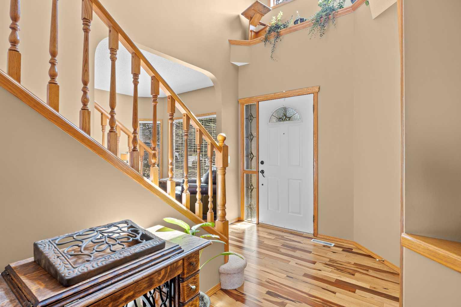 30 Gleneagles View