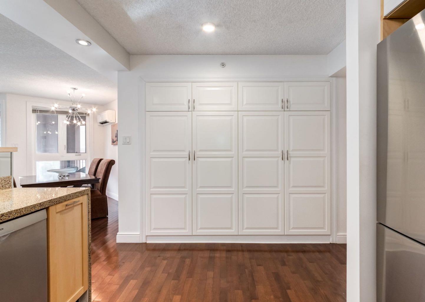 400 Eau Claire Avenue SW 8402