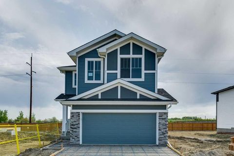 Photo of 156 Southborough Common, Cochrane, AB T4C 3J6 (MLS # A2313859)
