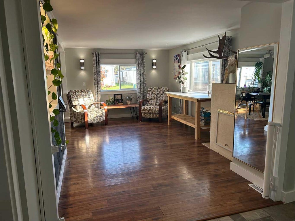 Photo of 721 5 Avenue NW, Slave Lake, AB T0G 2A1 (MLS # A2348087)