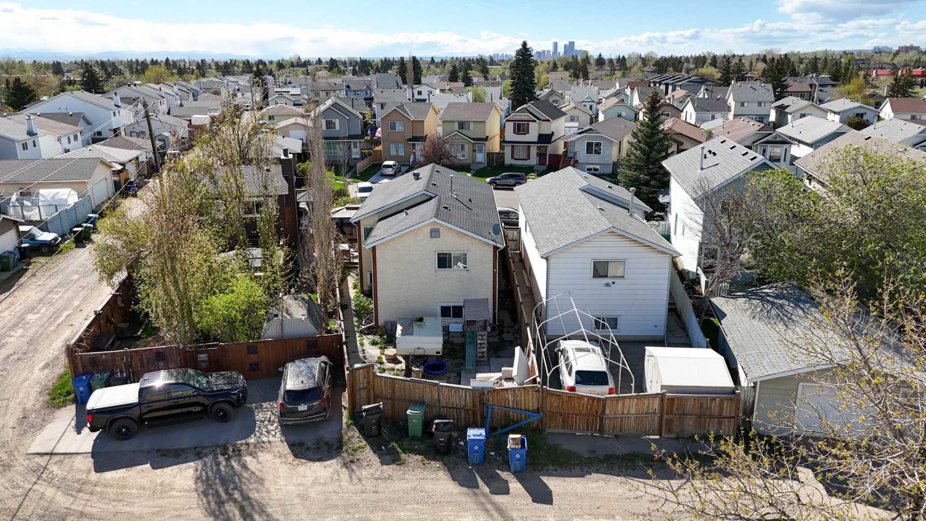 27 Erin Grove Court SE