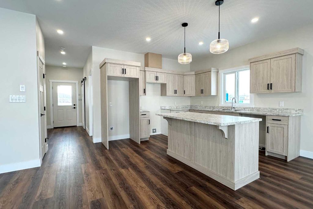 Photo of 54 Lakeview Place, Whitecourt, AB T7S 1T5 (MLS # A2291134)