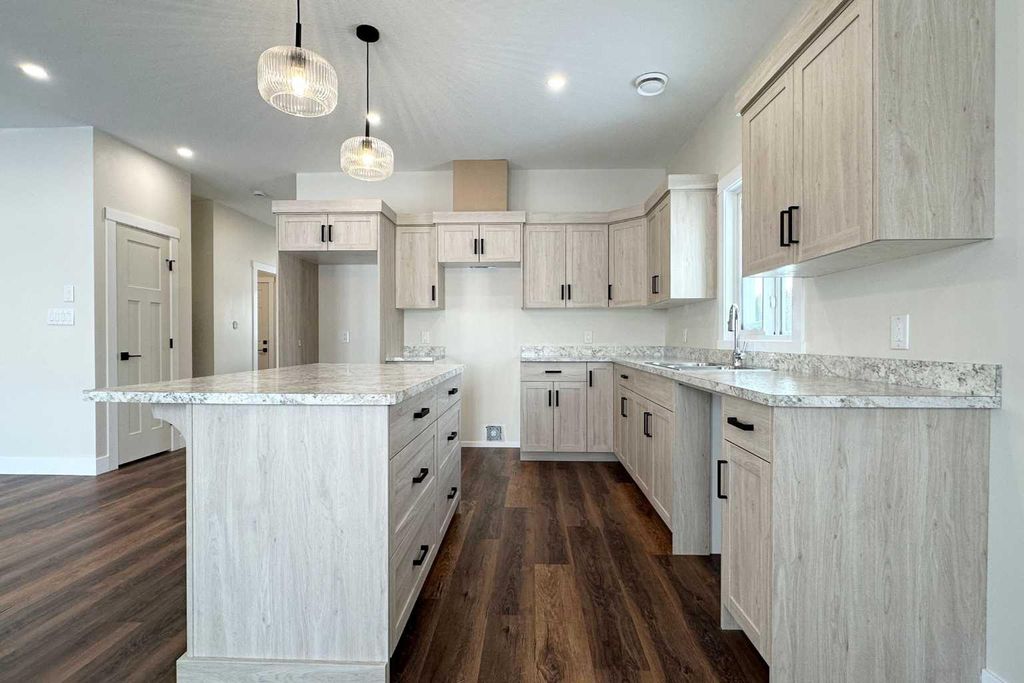 Photo of 54 Lakeview Place, Whitecourt, AB T7S 1T5 (MLS # A2291134)