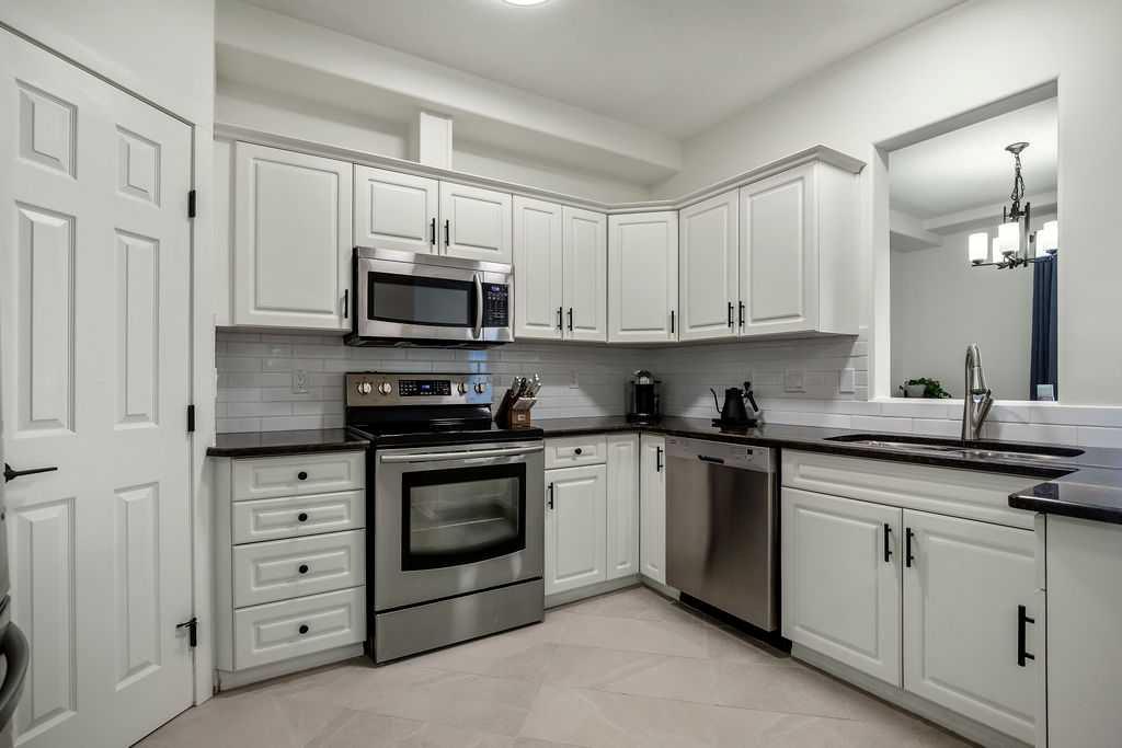 2419 Erlton Road SW 308