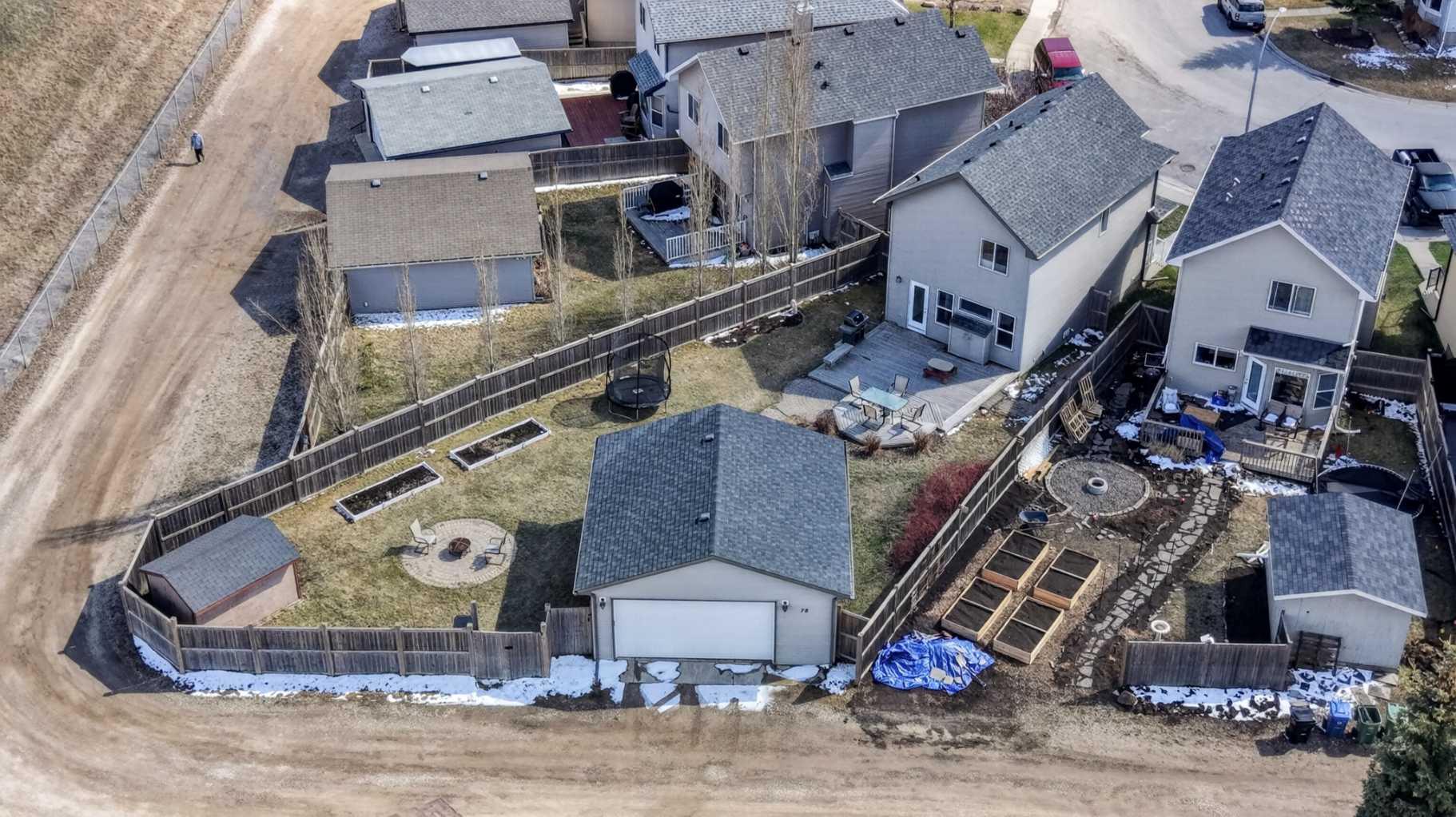 78 Cranberry Close SE