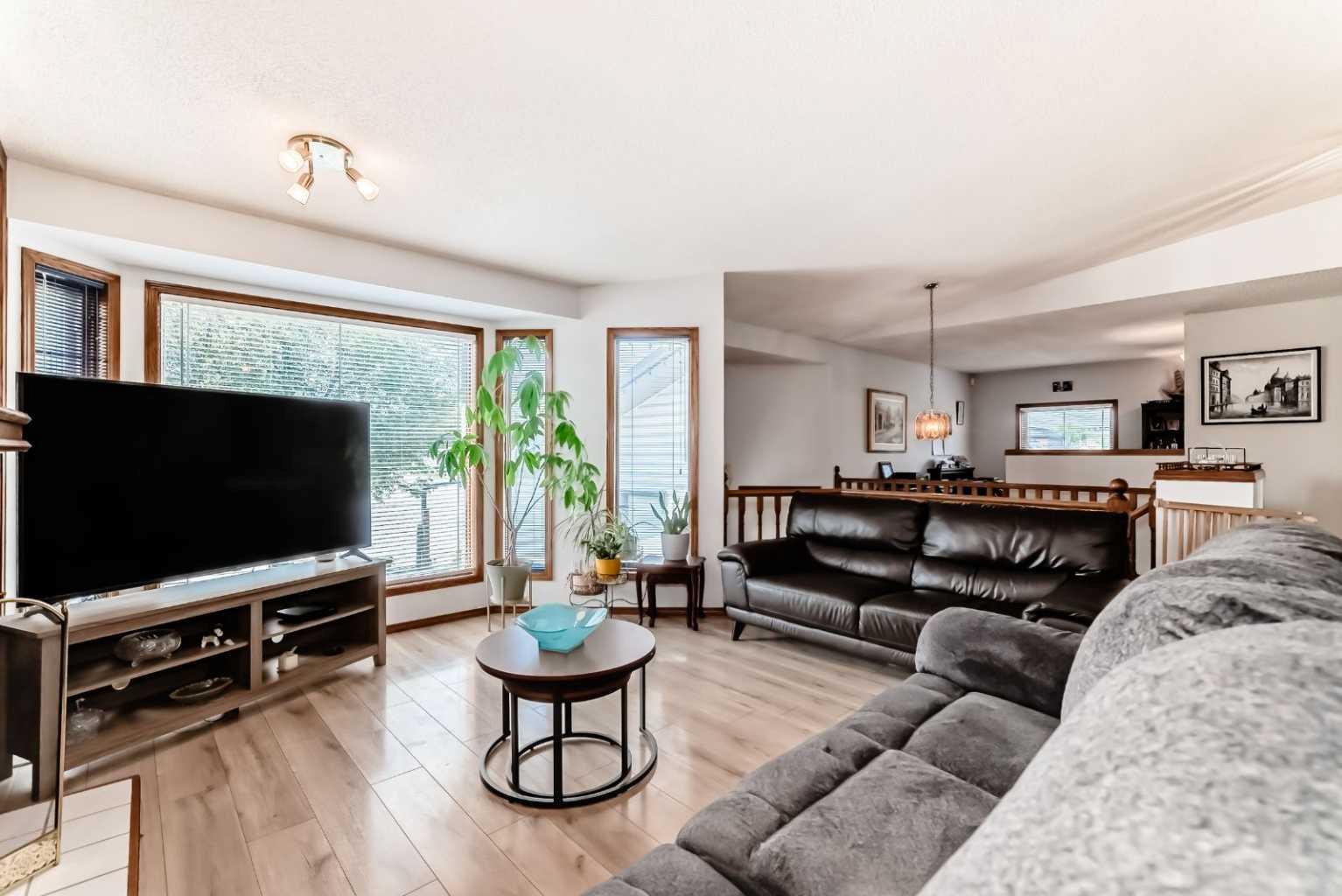 68 Harvest Oak Way NE