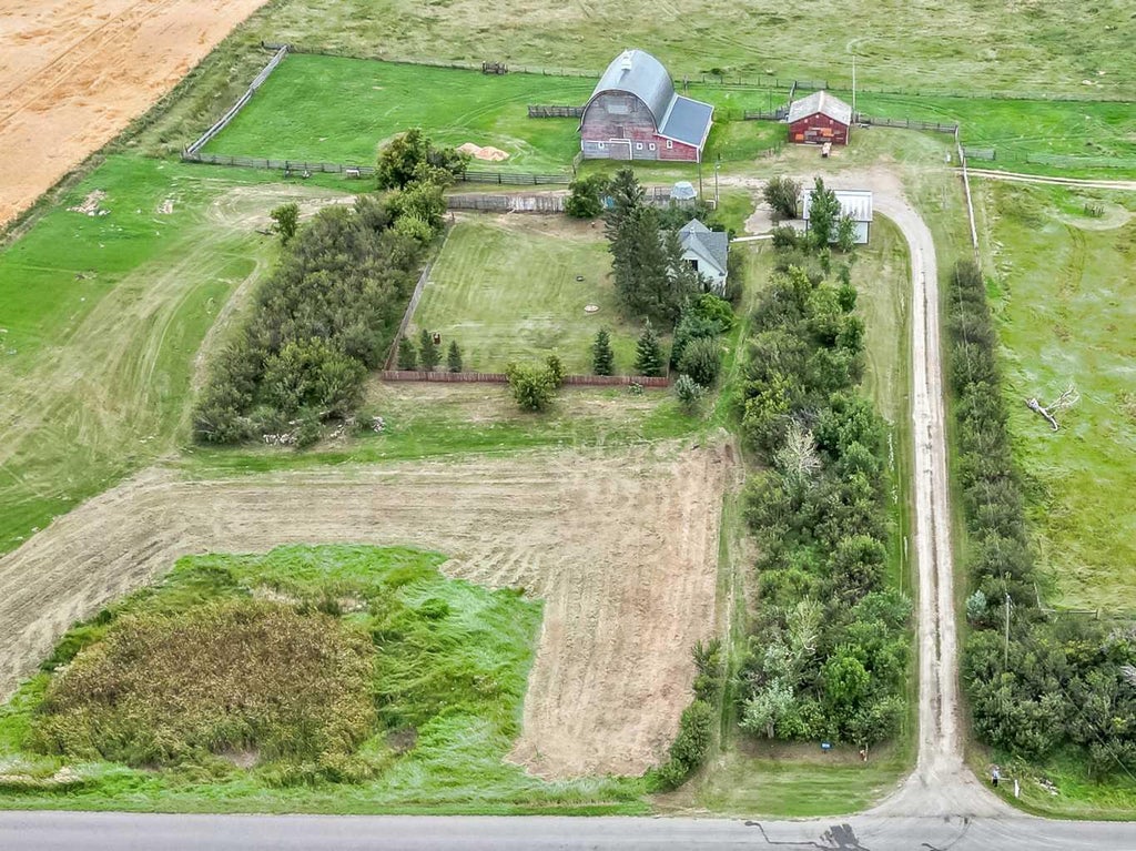 Photo of 88111 658 Avenue E, Rural Foothills County, AB T0L 0P0 (MLS # A2342922)