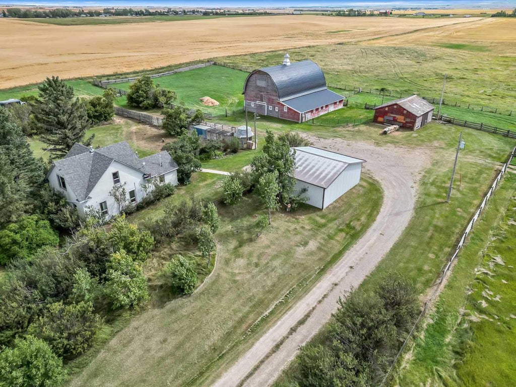 Photo of 88111 658 Avenue E, Rural Foothills County, AB T0L 0P0 (MLS # A2342922)