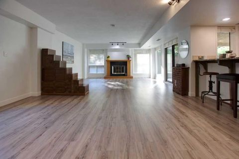 Photo of 808 4 Avenue NW #100, Calgary, AB T2N 0M8 (MLS # A2304939)