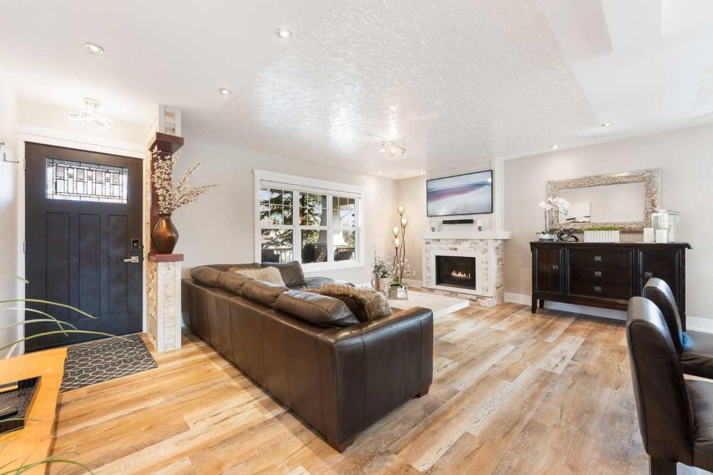 Photo of 6 Grove Hill Place SW, Calgary, AB T3E 4G9 (MLS # A2301684)