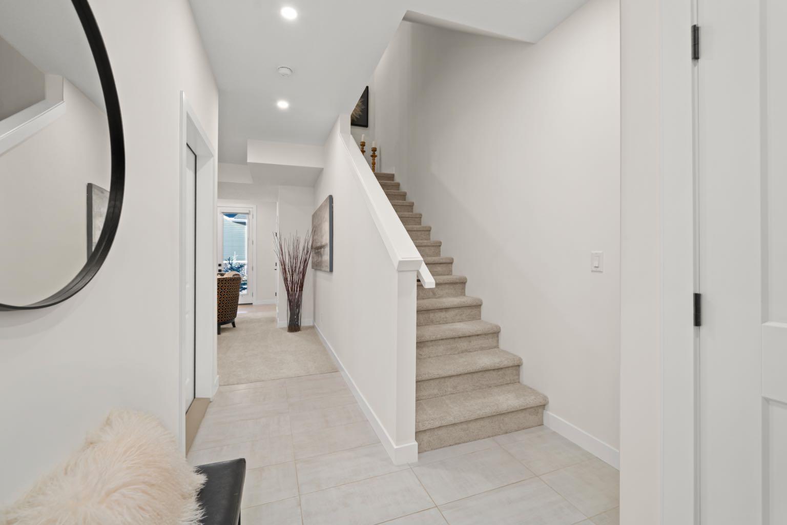 104 Crestridge Common SW