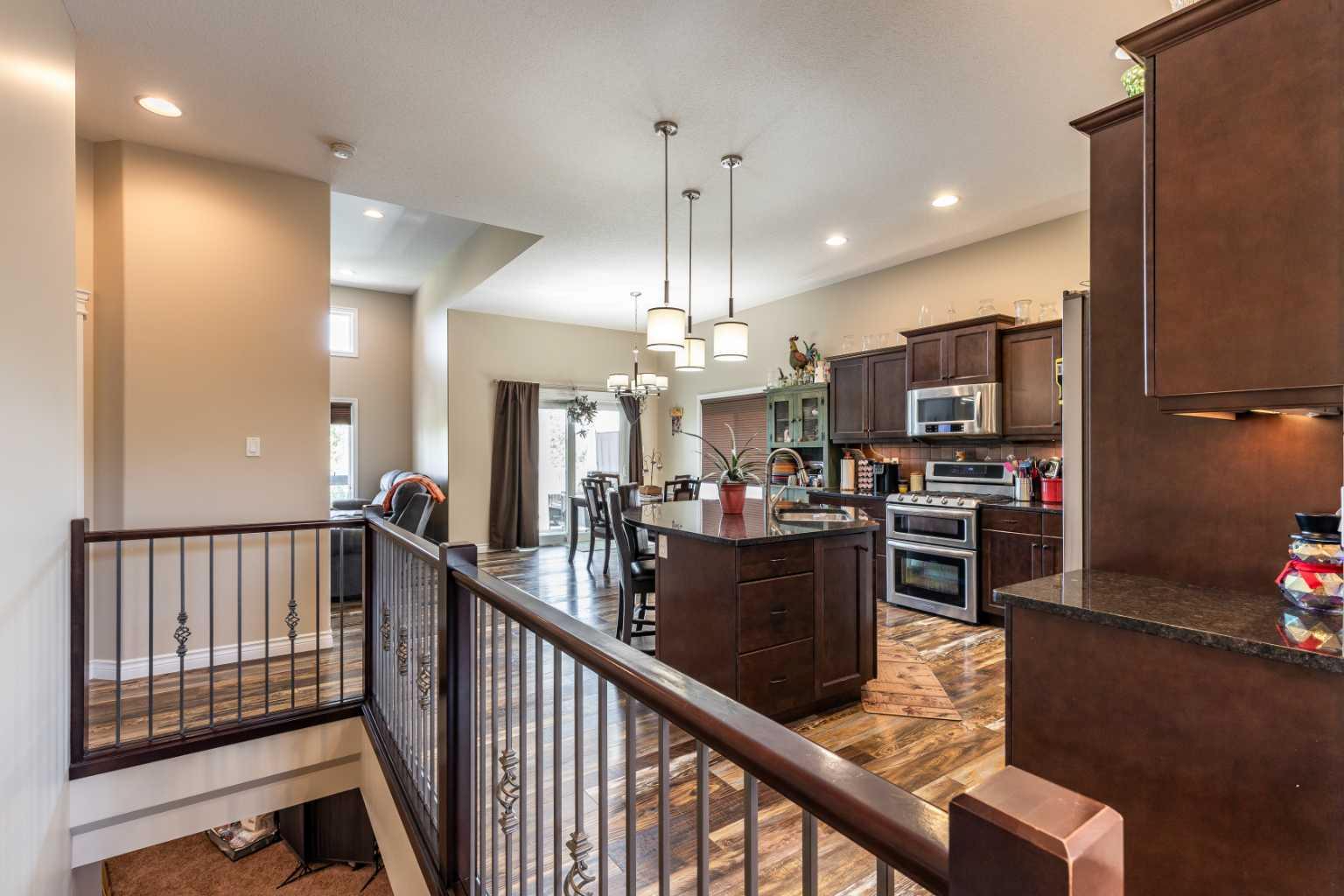 376 Somerside Crescent SE