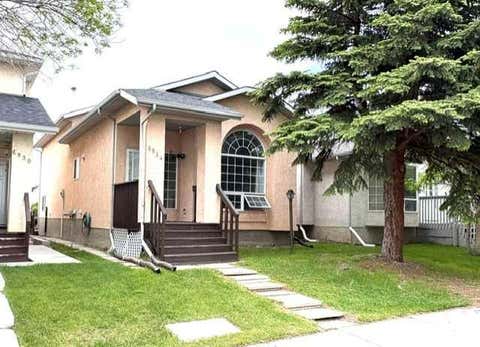 Photo of 6934 Laguna Way NE, Calgary, AB T1Y 6W2 (MLS # A2320961)