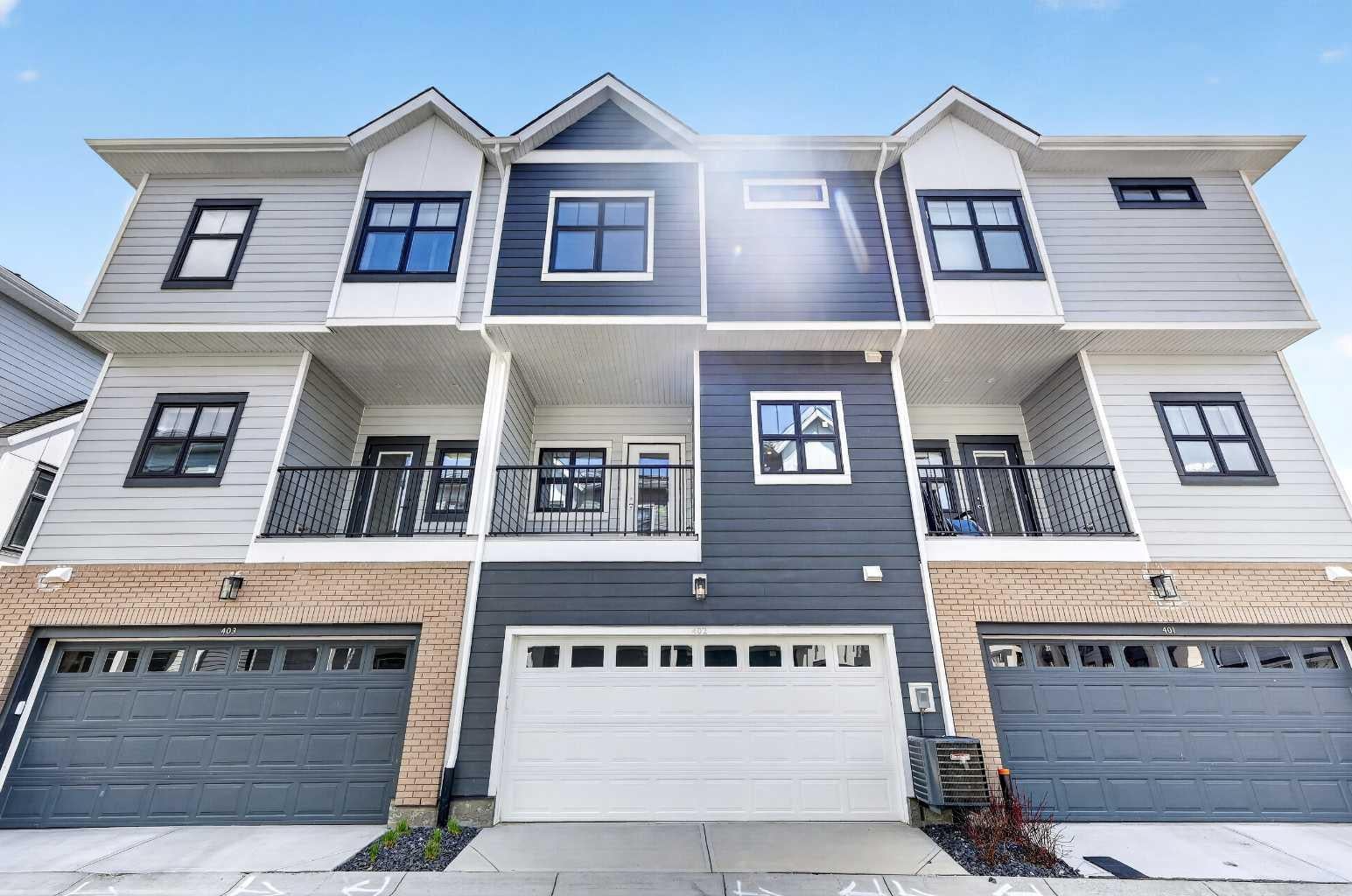 185 Mahogany Gardens SE 402