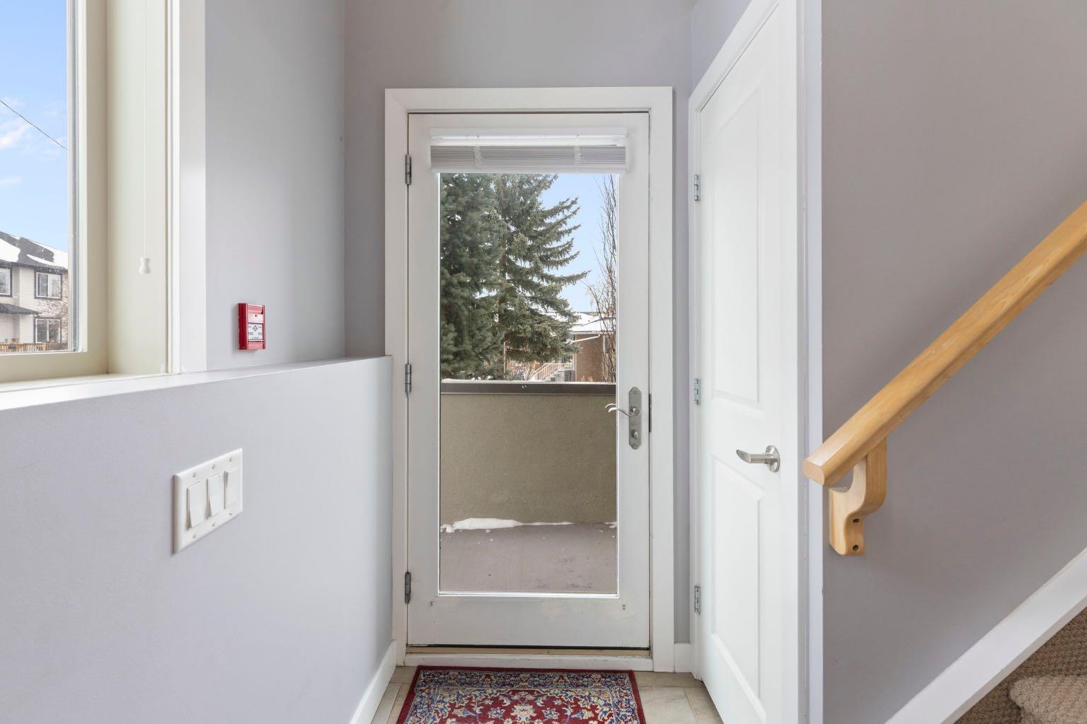 1905 27 Avenue SW 101