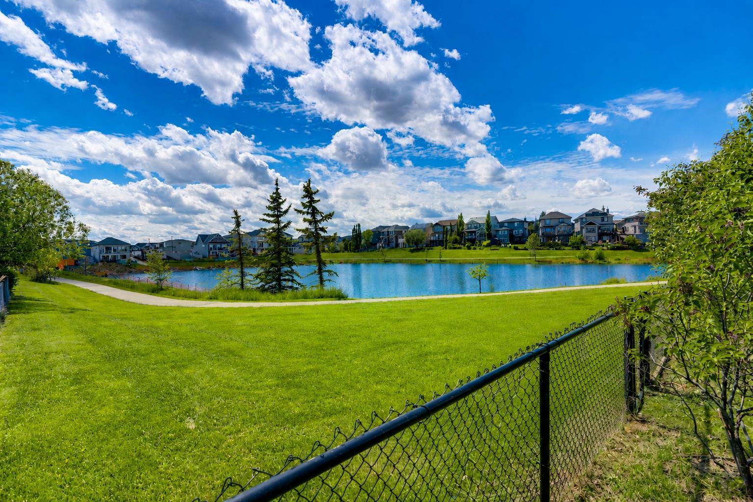 438 Sagewood Park SW