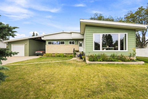 Photo of 5206 47 Avenue, Olds, AB T4H 1E9 (MLS # A2342664)