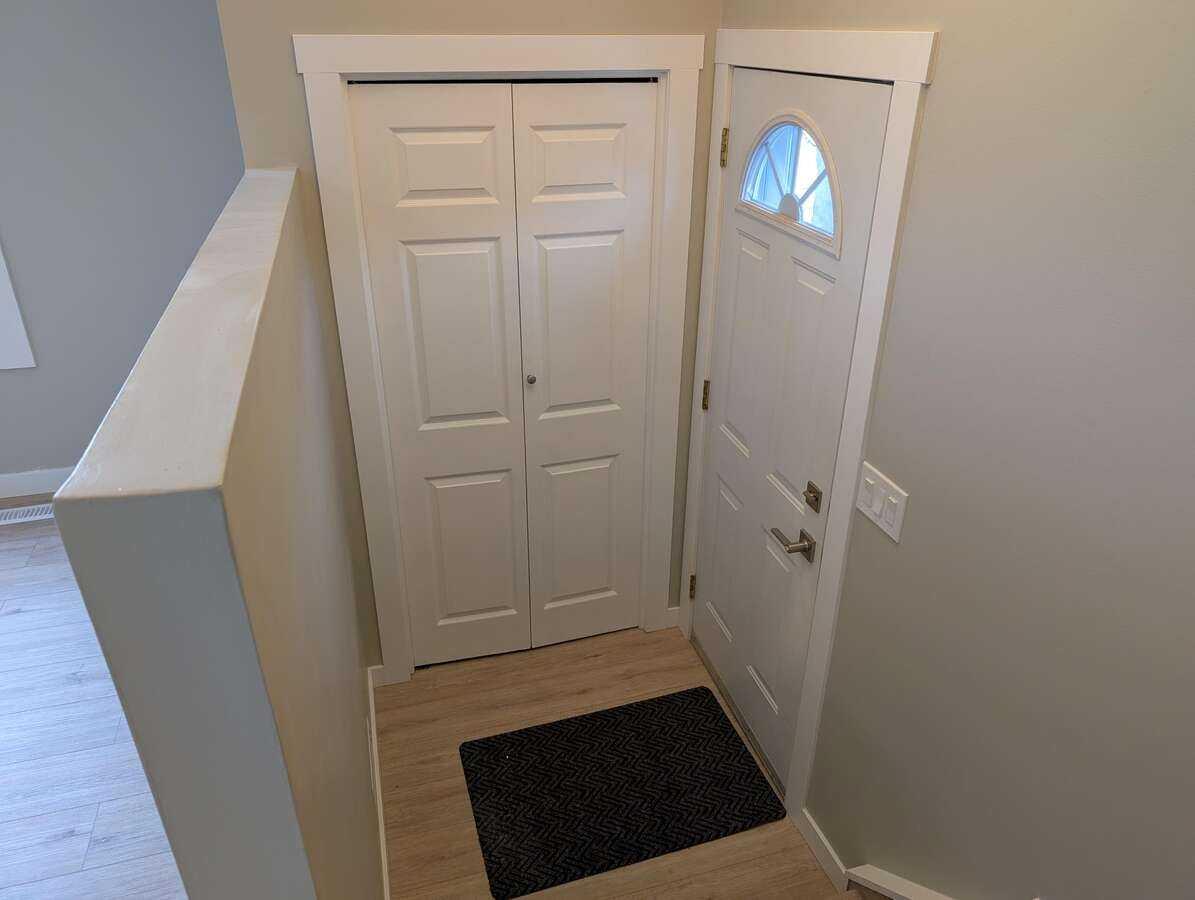 528 Queensland Place SE