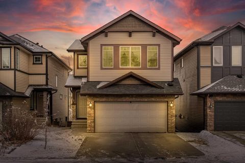 194 Kincora Glen Rise NW Calgary AB T3R 0B8