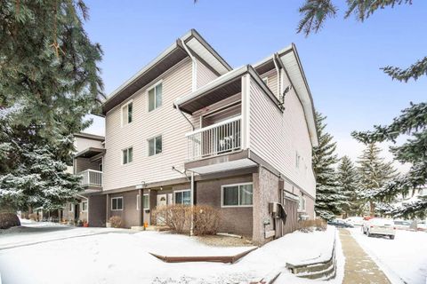 Photo of 3800 Fonda Way SE #43, Calgary, AB T2A 6G8 (MLS # A2289636)