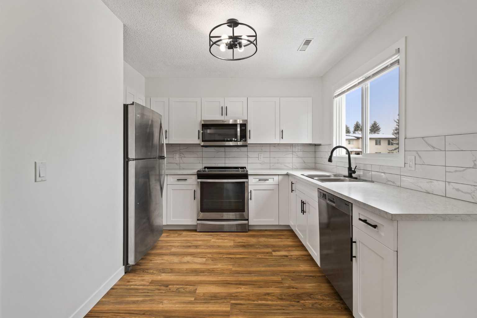 3800 Fonda Way SE 43