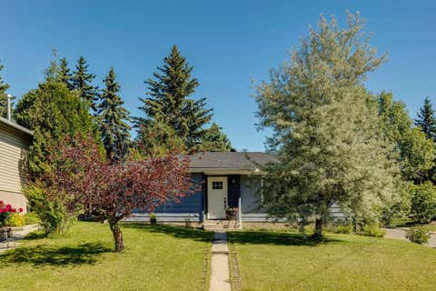 Photo of 716 Cantree Road SW, Calgary, AB T2W 2L5 (MLS # A2324333)