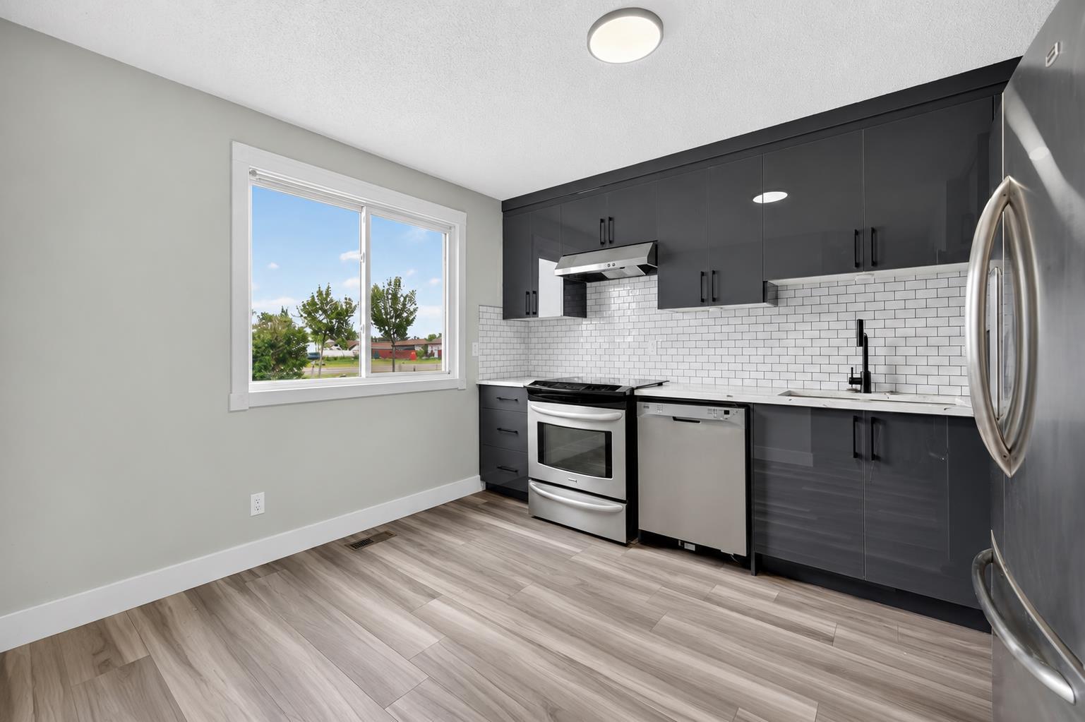 3029 Rundleson Road NE 72