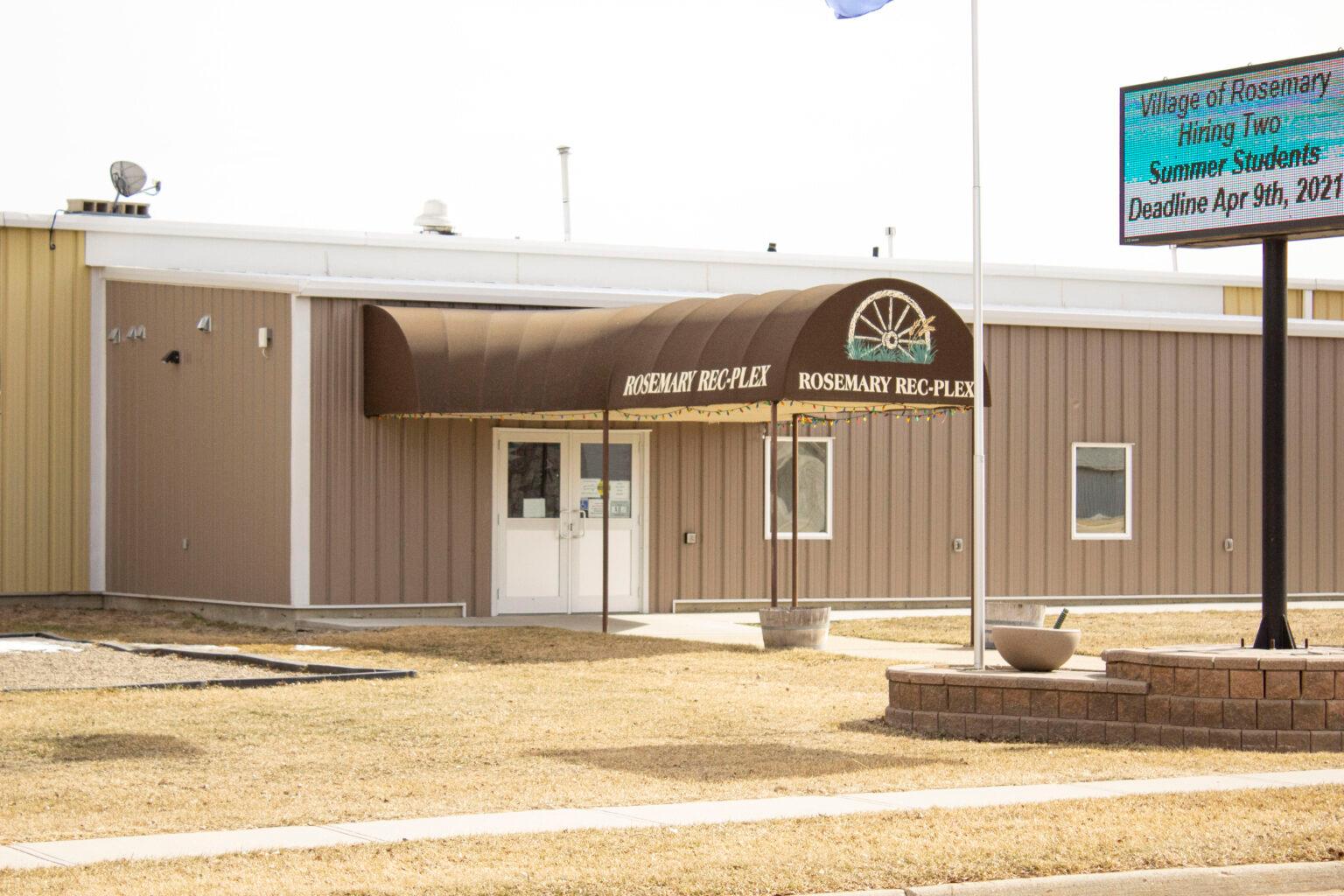 19 Cottonwood Crescent