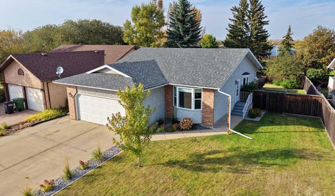 Photo of 6534 52 Avenue, Vermilion, AB T9X 1X6 (MLS # A2347654)